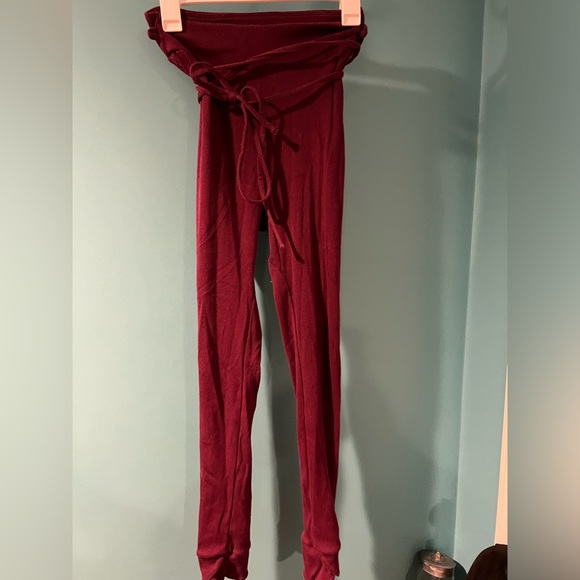 Gymshark Maroon ribbed leggings with tie - Picture 1 of 2